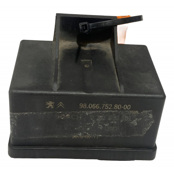 Módulo Relê Ventoinha Peugeot 208 12v 2015 A 2017 R4856cx198