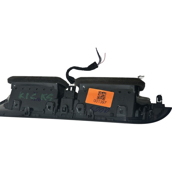 Difusor Ar Central Nissan Kicks 2016 Á 2020 68794 5ra0a (usa