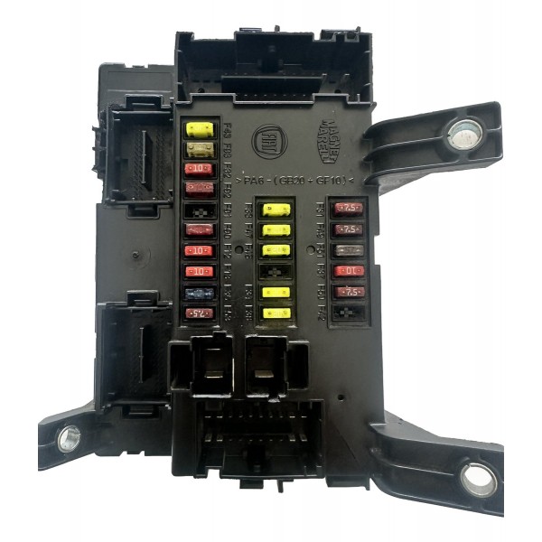 Caixa Fusivel Novo Palio Grand Siena 2012 2016 Com Detalhe