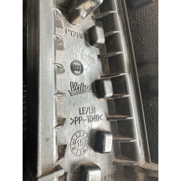 Lanterna Traseira Esquerda Uno Vivace 2016 A 2022 Original