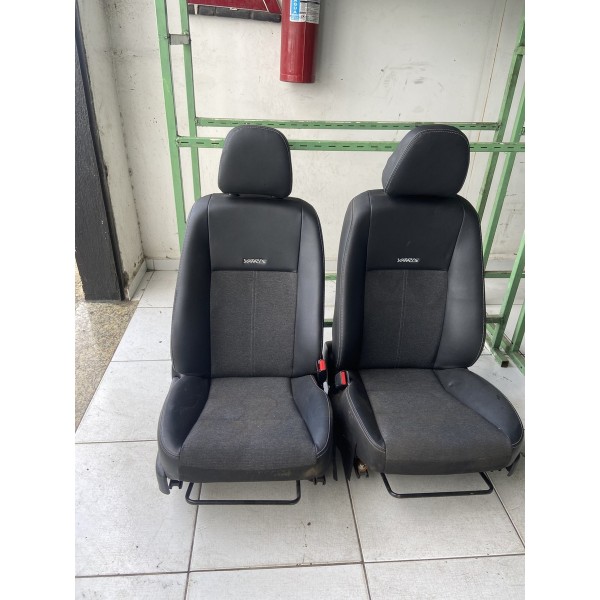 Par De Banco Dianteiro Toyota Yaris Xs 1.5 2023 2023