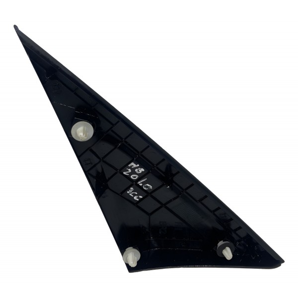 Moldura Externa Do Retrovisor Lado Direito Hyundaihb20 2020