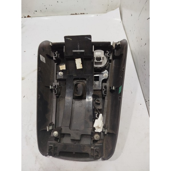 Moldura Trambulador C/ Start Stop Nissan Kicks 2018 (usado)