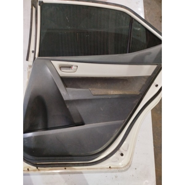 Porta Tras Dir Toyota Corolla 2015 2019 Com Detalhe Completa