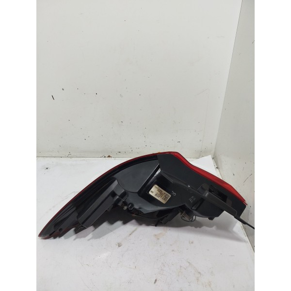 Lanterna Traseira Direita Chevrolet Prisma Origi (detalhe)