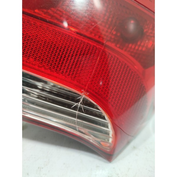 Lanterna Traseira Direita Chevrolet Prisma Origi (detalhe)