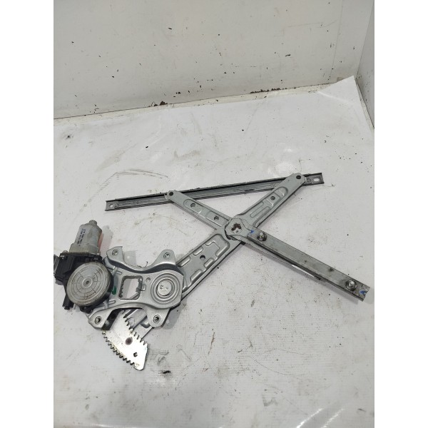 Máquina De Vidro Traseiro Direito Nissan Sentra 2014