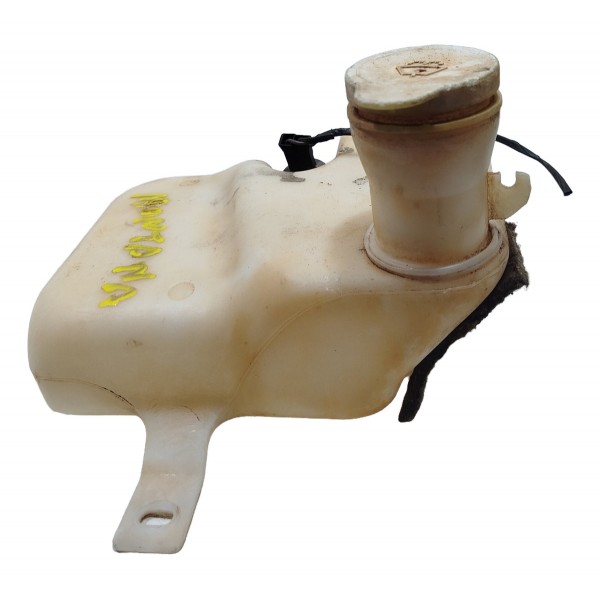 Reservatório Água Do Parabrisa Gm Montana