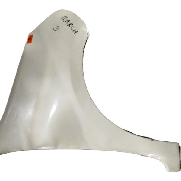 Paralama Dianteiro Direito Nissan March 2015 A 2018