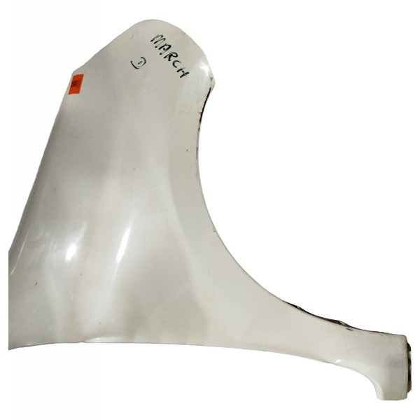 Paralama Dianteiro Direito Nissan March 2015 A 2018