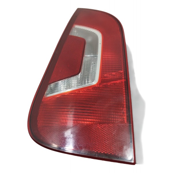 Lanterna Traseira Esquerda Chevrollet Up Tsi 2015 A 2017