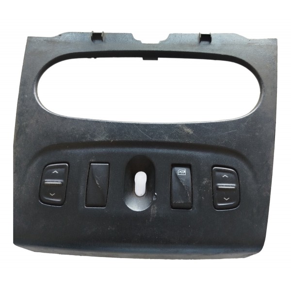 Moldura Central Renault Sandero 2013