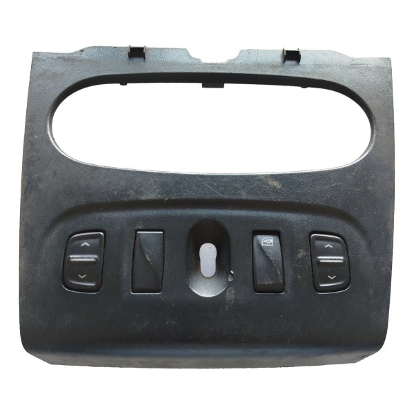 Moldura Central Renault Sandero 2013