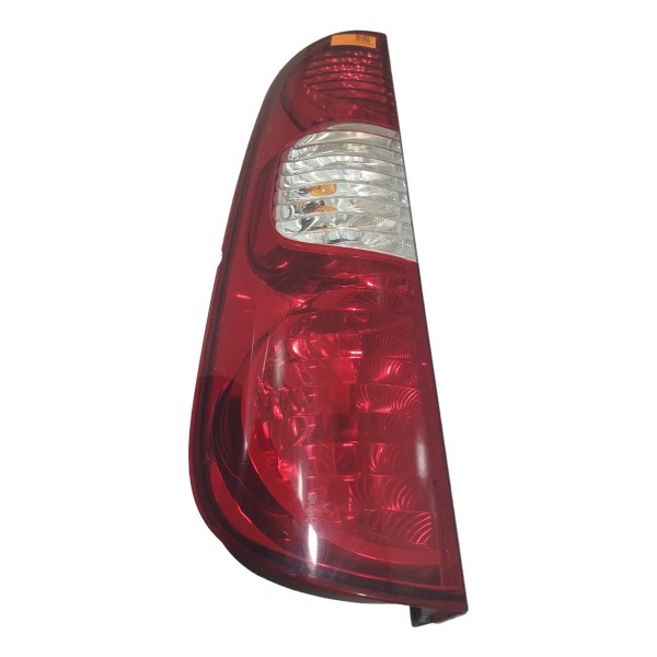 Lanterna Traseira Esquerda Fiat Fiorino 2014 2021 Detalhe