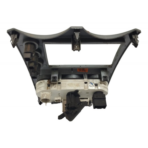 Moldura Central Ford Fiesta 2004 A 2014 Original