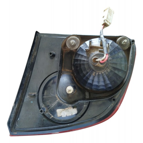 Lanterna Traseira Esquerda Chevrollet Gm Corsa Classic  2015