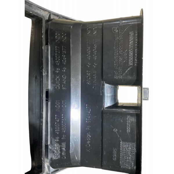 Acabamento Moldura Rádio Console Ar Peugeot 206 207 99 A 012