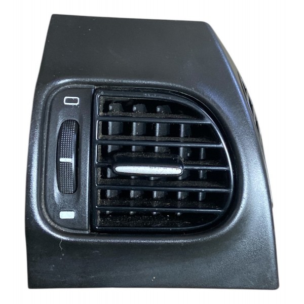 Moldura Difusor Ar Lado Direito Fiat Idea 2012 2016 3702010o