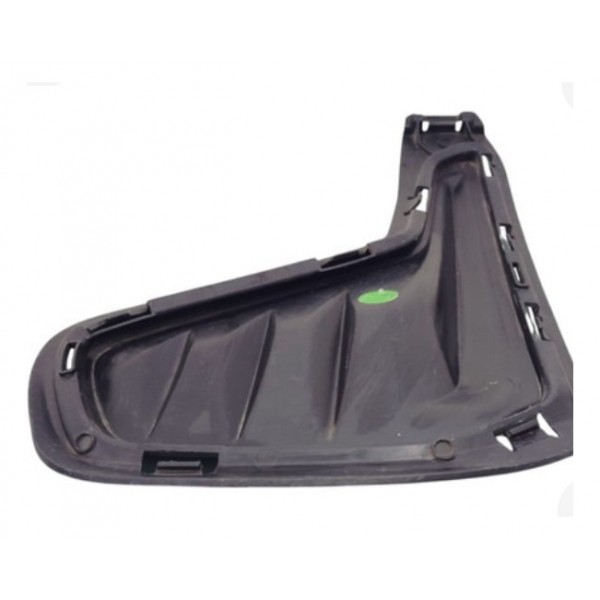 Moldura Tampa Farol Milha Direito Chevrolet Onix 2020