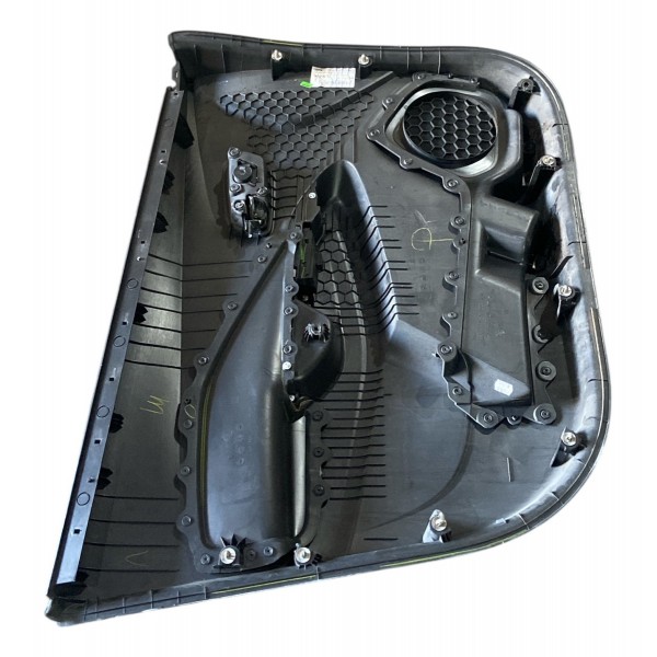 Forro De Porta Dianteiro Direito Chevrollet Colbat 2019