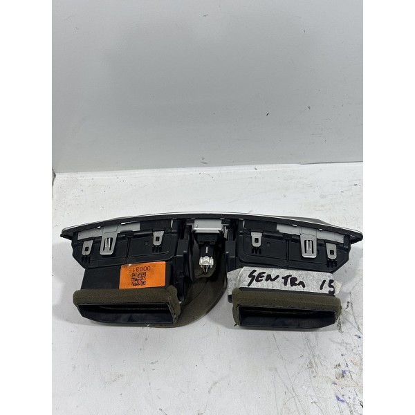 Difusor De Ar Painel Nissan Sentra 13/17 Original Sp17824