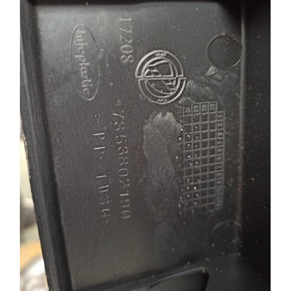 Moldura Tampa Traseira Fiat Strada 04/13 Original