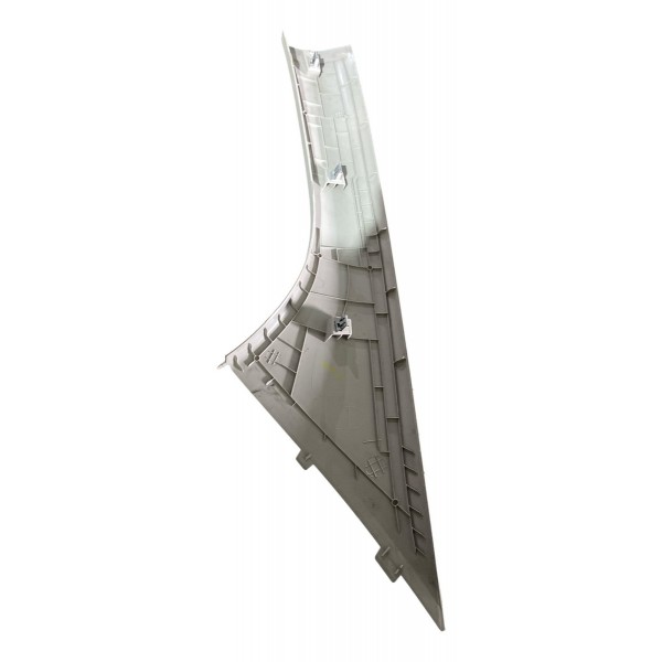 Moldura Coluna Para-brisa Lado Direito Gm Spin 1.8 2016