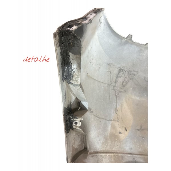 Pára-choque Traseiro Chevrolet Onix Joy 2013 A 2019 (detalhe