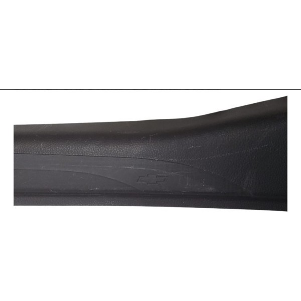 Soleira Porta Dianteira Direita Cobalt 2017/2020 Original