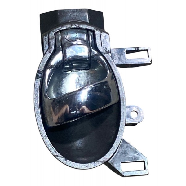 Maçaneta Traseira Direita Nissan March 2012