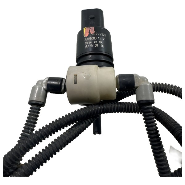 Bomba Motor Agua Esguicho Limpador Parabrisa Onix Spin Origi