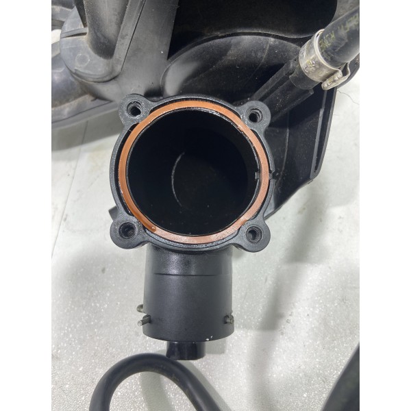 Coletor Admissão Fiat Uno Mobi 1.0 8v 4cc 2018 A 2022