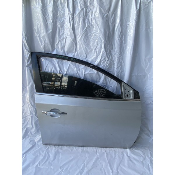 Porta Dianteira Lado Direito  Nissan Sentra 2014 2017