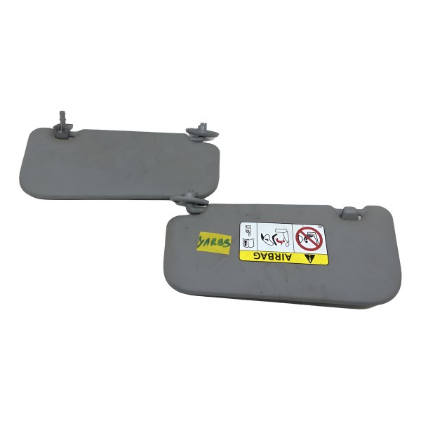 Par De Quebra Sol Yaris 2021