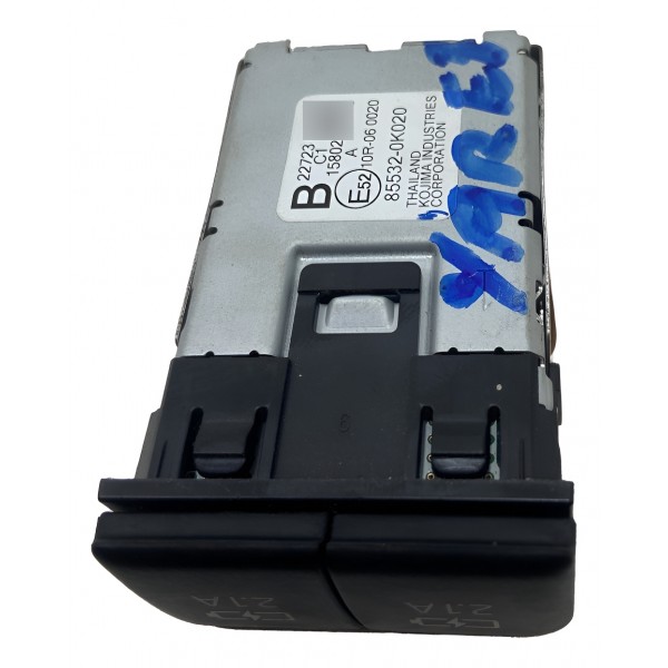 Tomada Usb 2.1a Console Toyota Yaris Xl 1.5 2023 85532-0k020